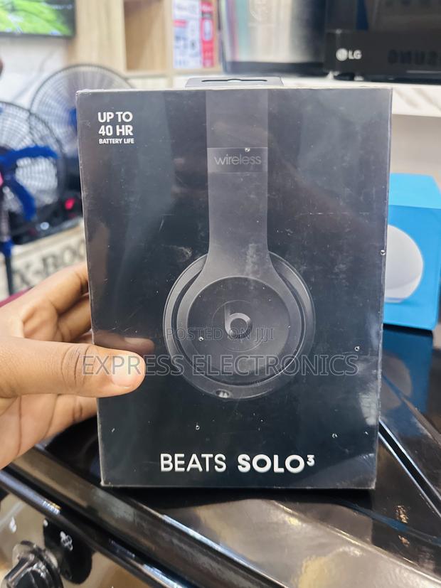 Amazing Deal on Beat Solo 3 · Photo 1