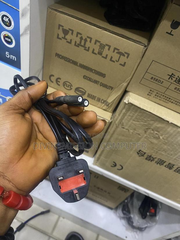 Original Two Pin Power Cord With Fuse · Photo 4