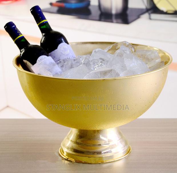 Gold Champaign Bucket · Photo 2