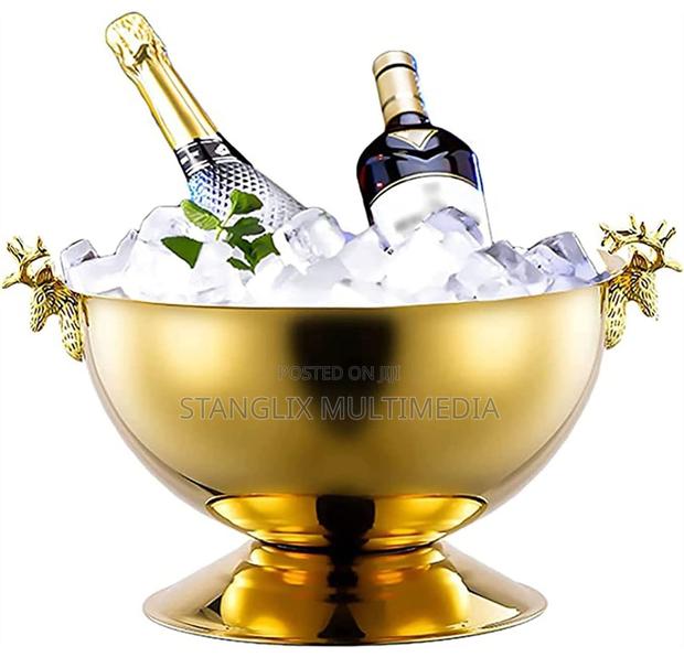 Gold Champaign Bucket · Photo 1