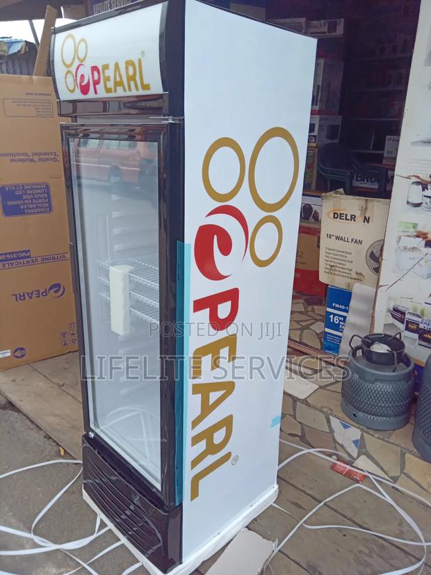 Glass Showcase Fridge Pearl 230litres · Photo 1