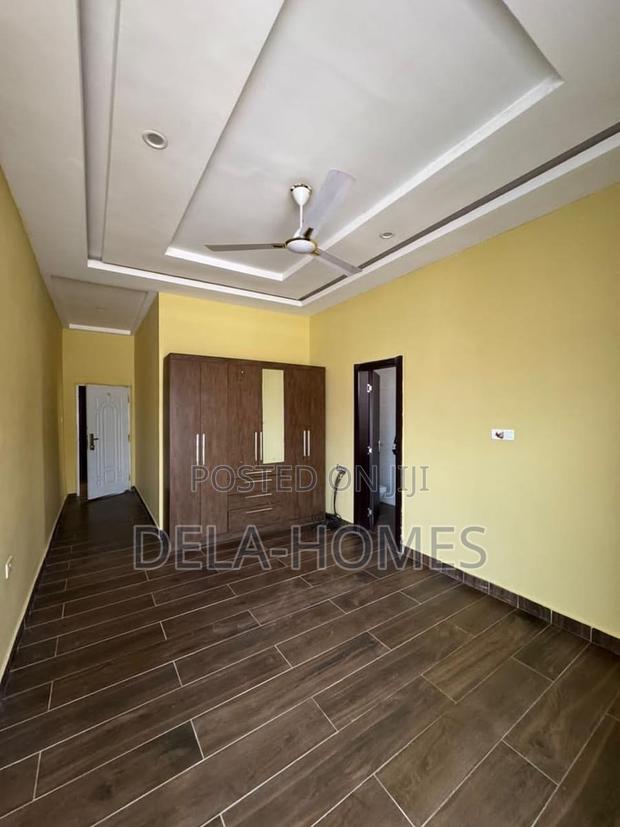 Three Bedroom Self Compond for Rent at Ashaley Botwe. · Photo 3