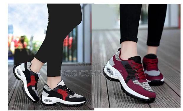 Casual Breathable Shoes Sports Gym Wear Smart
Sneakers-Fast Delivery · Photo 1