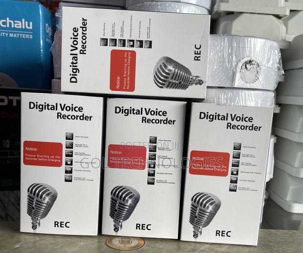 Digital Voice Recorder · Photo 1