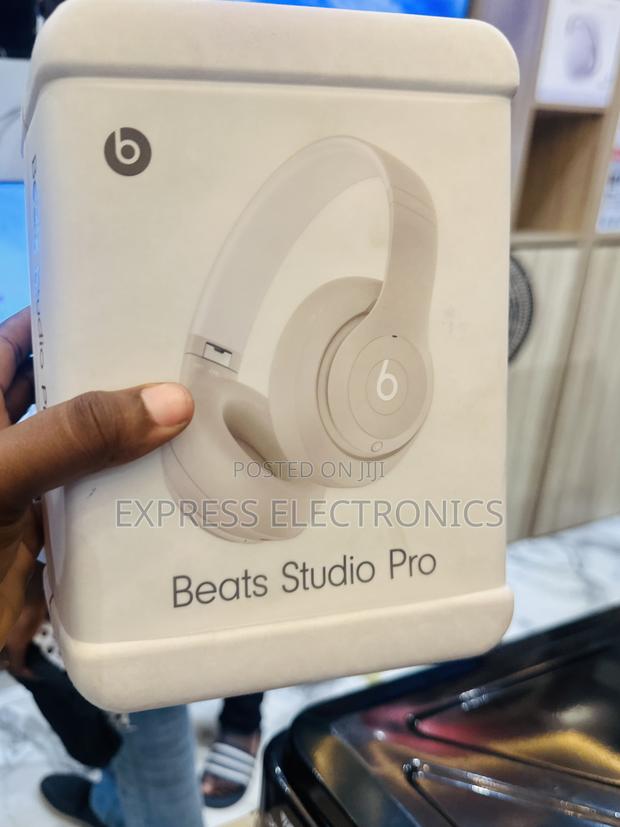 Spectacular Performance Beats Studio Pro Headphones · Photo 1