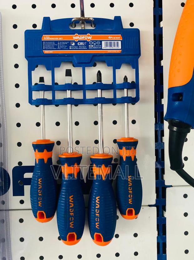 4 PCS Screwdriver Set (WSS1204) · Photo 1