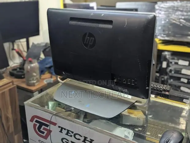 Desktop Computer HP 290 G4 All-in-One 8GB Intel Core I3 SSD 1T · Photo 1