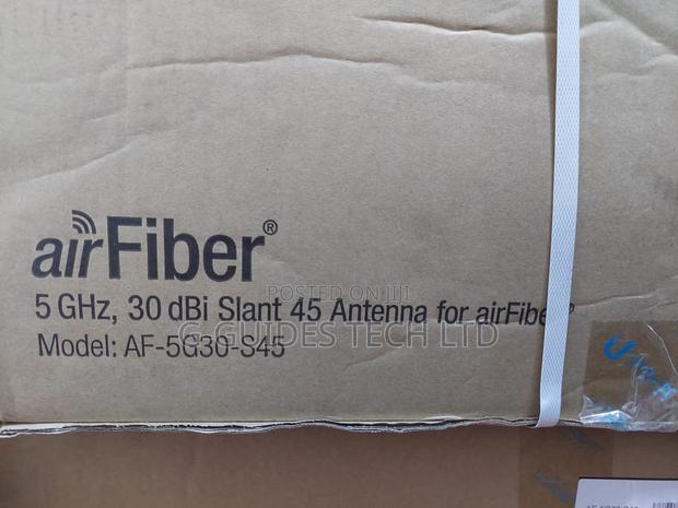 Ubiquiti Airfiber 5ghz, 30dbi Slant 45 Antenna (AF-5G30-S45) · Photo 1