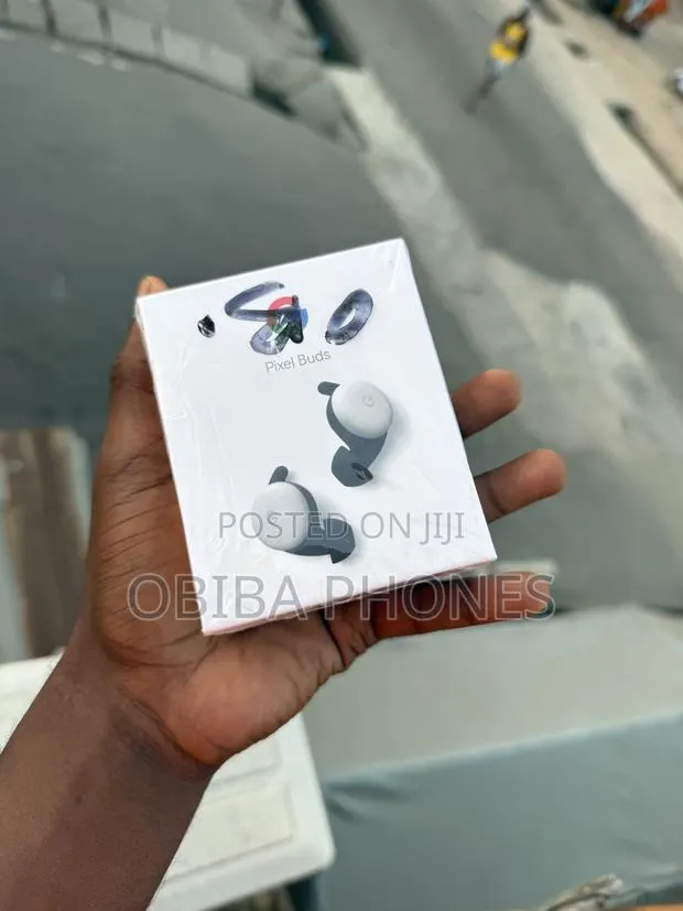 Google Pixel Bud 2 · Photo 1