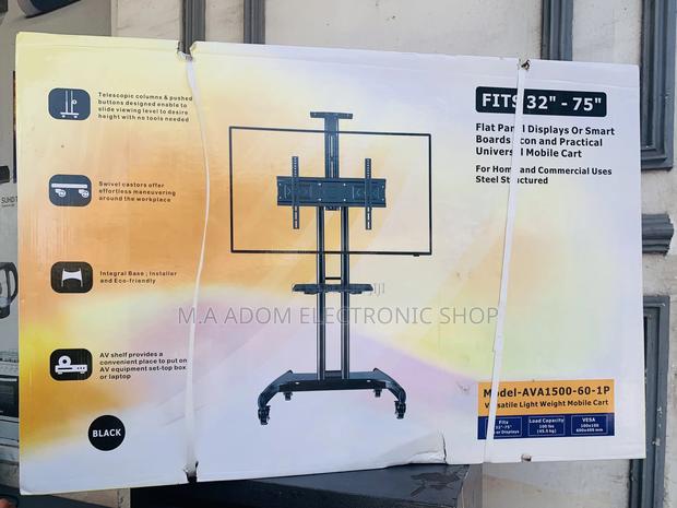Durable AVA-1500 Television Mount. · Photo 1