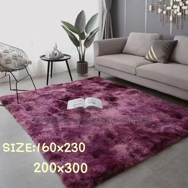 Fluffy Carpet (160*200cm) · Photo 1