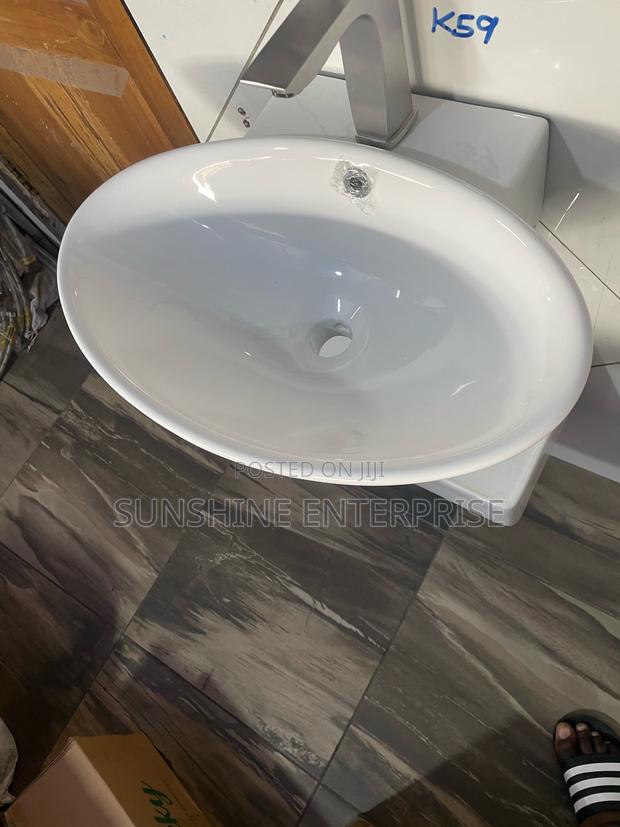 Wash Hand Basin, Porto · Photo 1