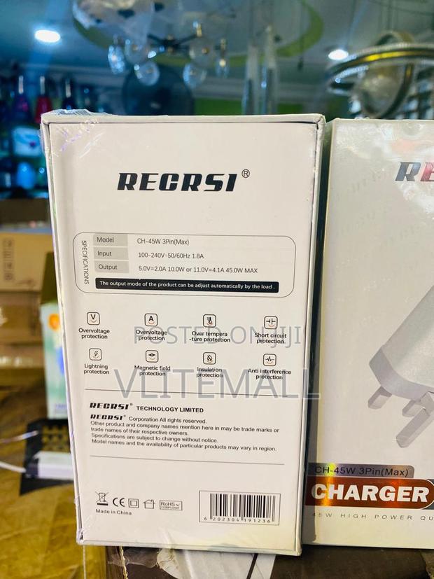 Recrsi Charger 3pin Max (CH-45W) · Photo 2