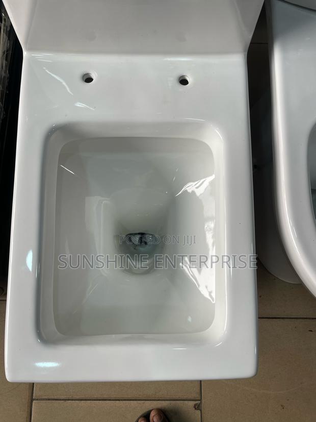 Diamond Luxury Water Closet · Photo 2