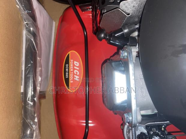 135cc 4 Stroke Lawn Mower · Photo 4