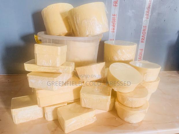 Raw Cocoa Butter 1 Kg · Photo 3
