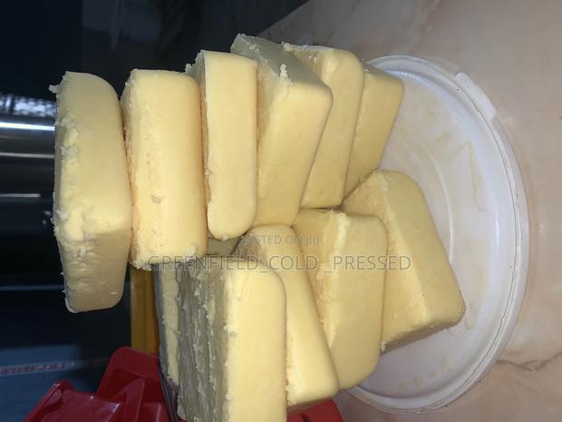 Raw Cocoa Butter 1 Kg · Photo 5