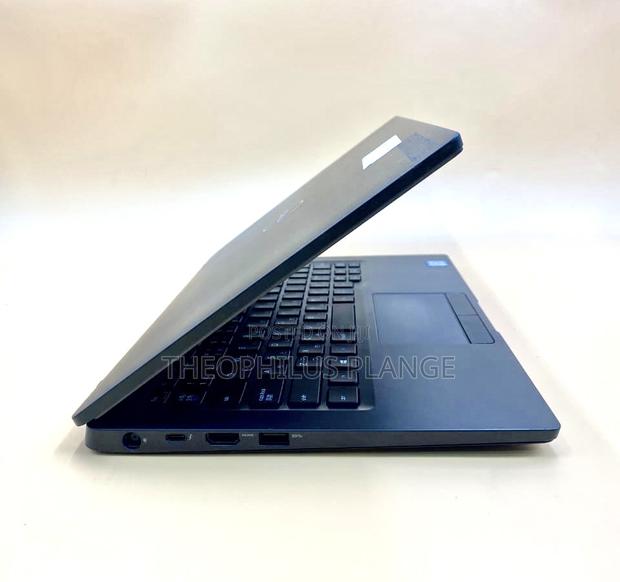 New Laptop Dell Latitude 7400 8GB Intel Core I5 SSD 256GB · Photo 3