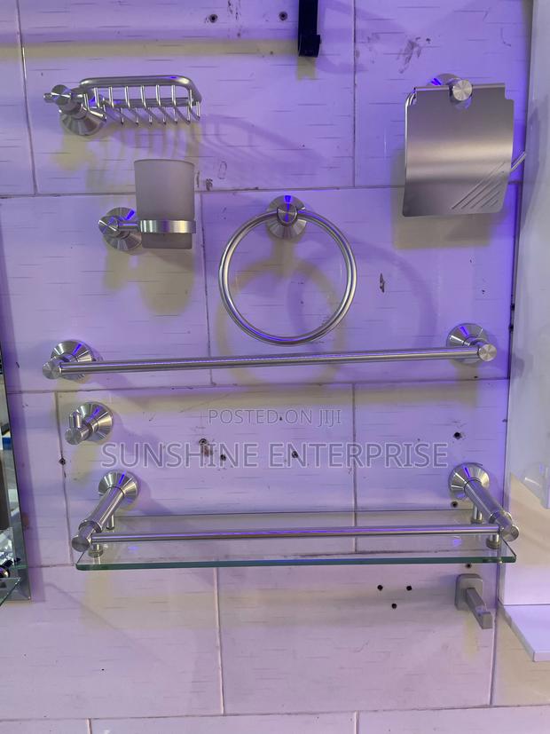 Bathroom Accessories-Aluminum · Photo 1