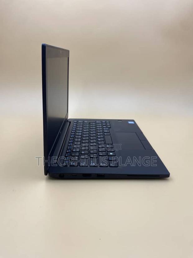 New Laptop Dell Latitude 7290 8GB Intel Core I5 SSD 256GB · Photo 1