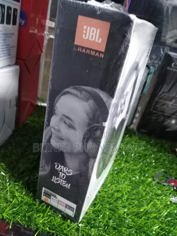 JBL Bluetooth Headsets · Photo 2
