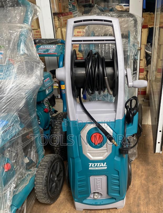 Total High Pressure Washer 2500w · Photo 1