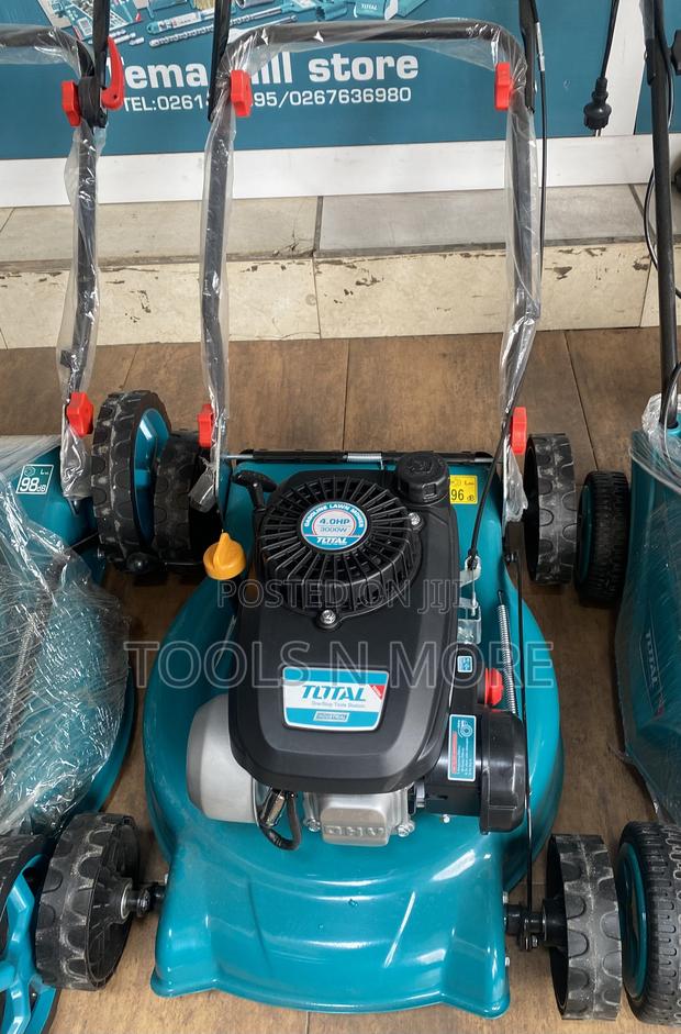 Total Gasoline Lawnmower 4.0hp · Photo 1