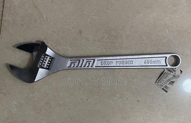 TOTAL Adjustable Wrench 18” 405mm · Photo 1