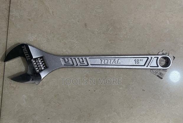 TOTAL Adjustable Wrench 18” 405mm · Photo 2