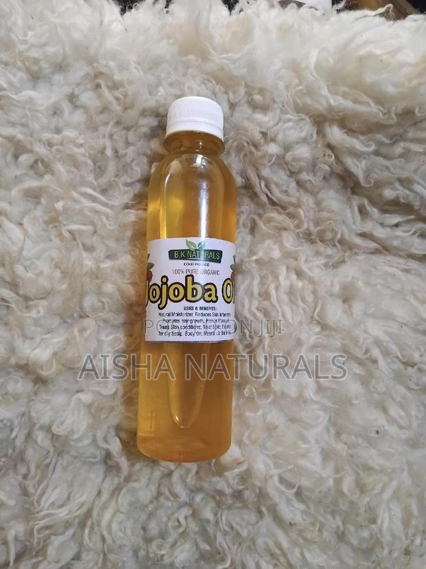 Pure Jojoba Oil 250 Ml · Photo 1