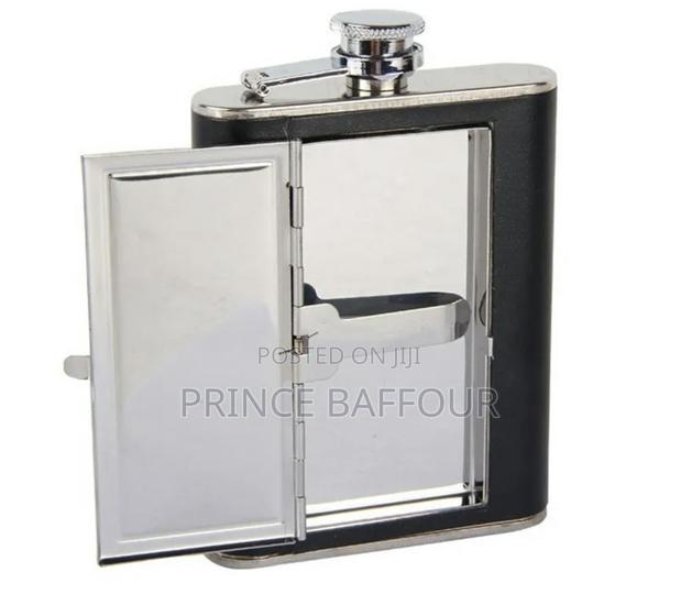 Hip Flask Bottle · Photo 3