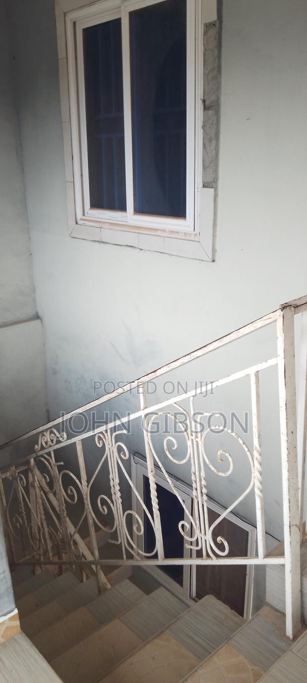 8bdrm Block of Flats in Amanhia, Accra Metropolitan for sale · Photo 3