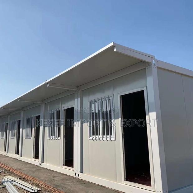 Pre Fabricated Container Structure Furnished, Imported · Photo 4