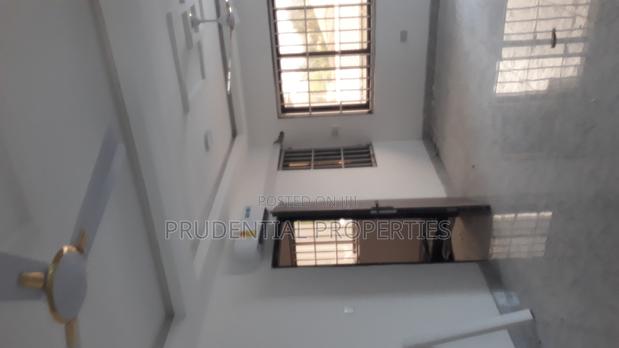 2bdrm Apartment in Awoshie for rent · Photo 6