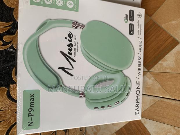 N P9 Max Heard Phones · Photo 1