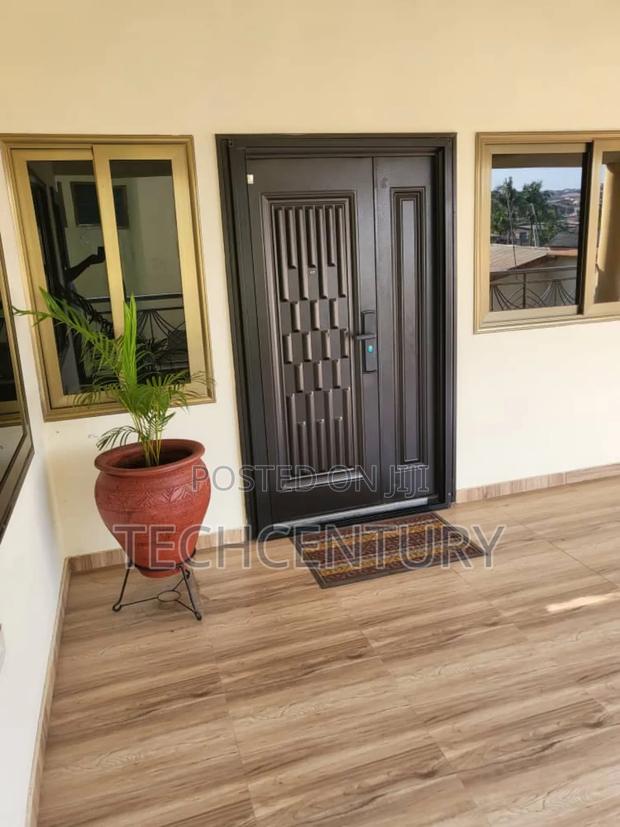 2 Bedroom Airbnb Apartment at Gbawe Near the Chiefs Palace · Photo 1
