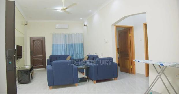 2 Bedroom Airbnb Apartment at Gbawe Near the Chiefs Palace · Photo 4
