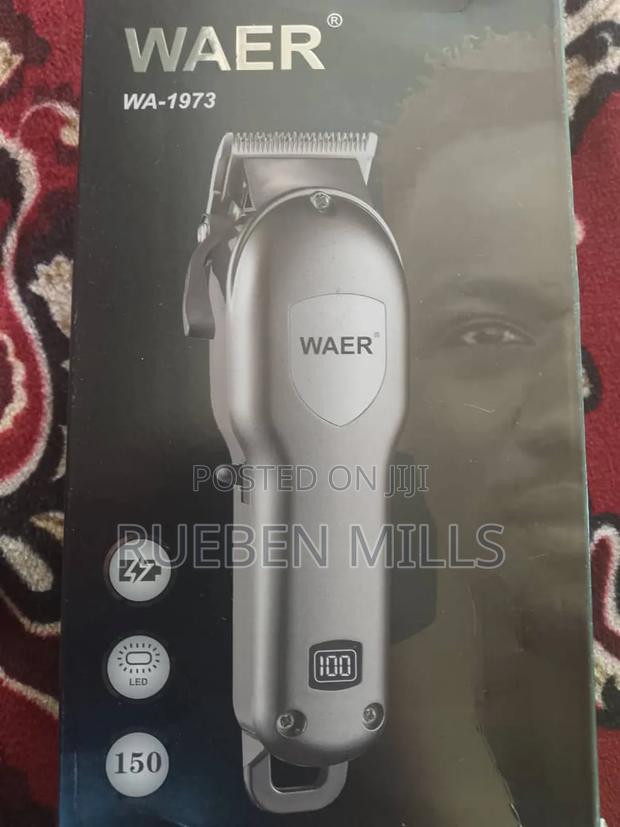 Sharp Blade High Grade Waer Hair Clipper Barbering Machine · Photo 1