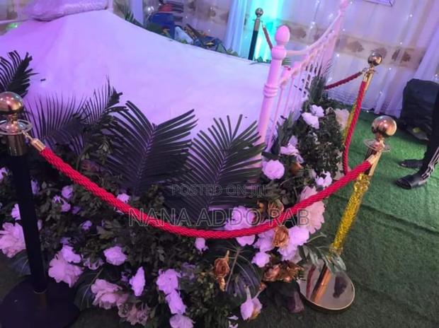 Funeral Undertaker or Body Decorations Works .Bed for Deco · Photo 8