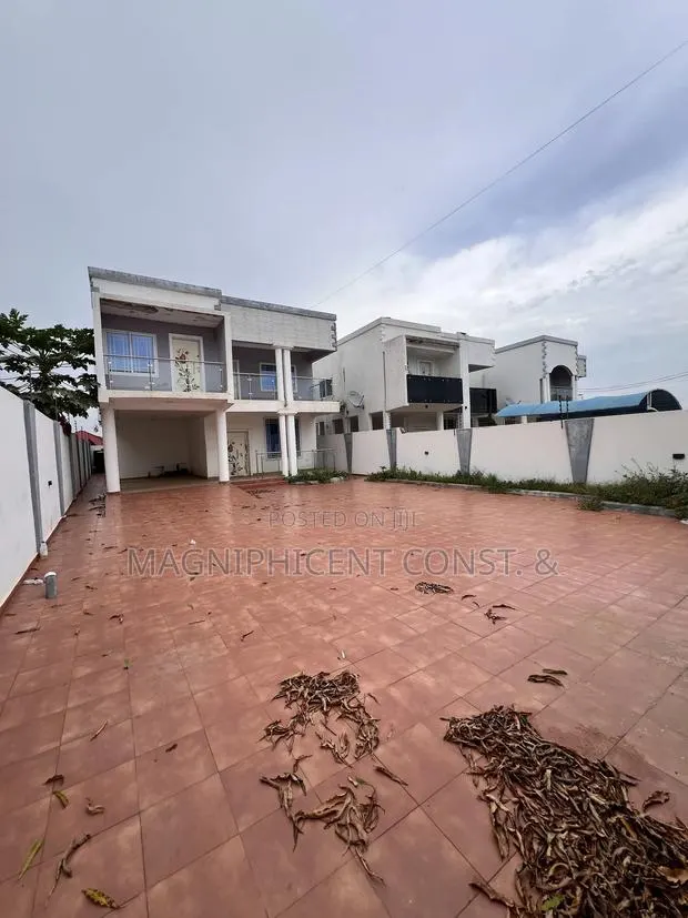 4bdrm Duplex in Lakeside Estates, Ashaley Botwe for rent · Photo 1