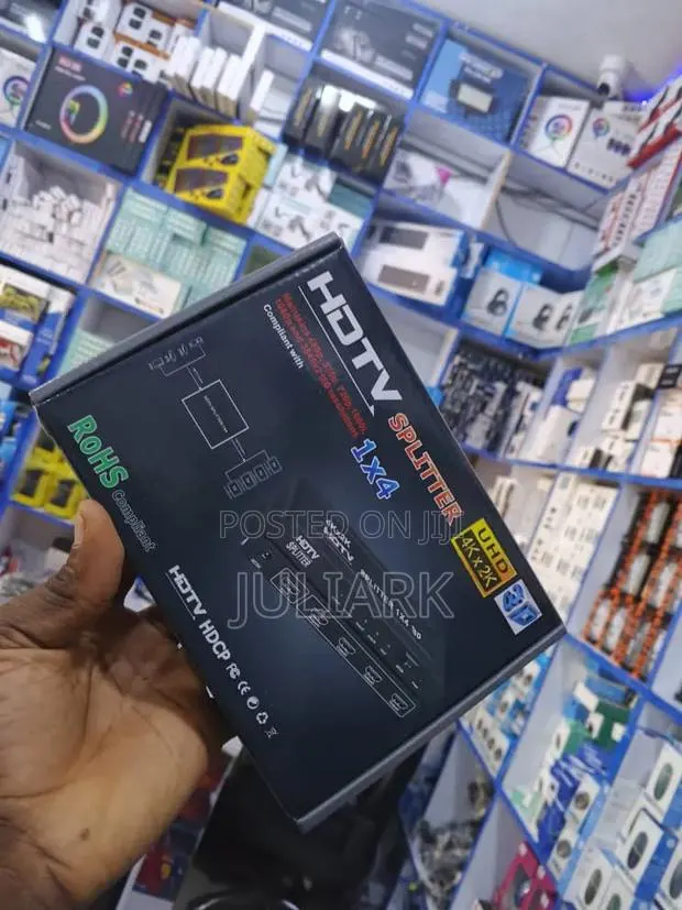 Hdmi Splitter 4port · Photo 1