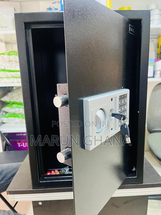 50E Safe Locker Big Size for Documents/Jwellery Digital+Key · Photo 6