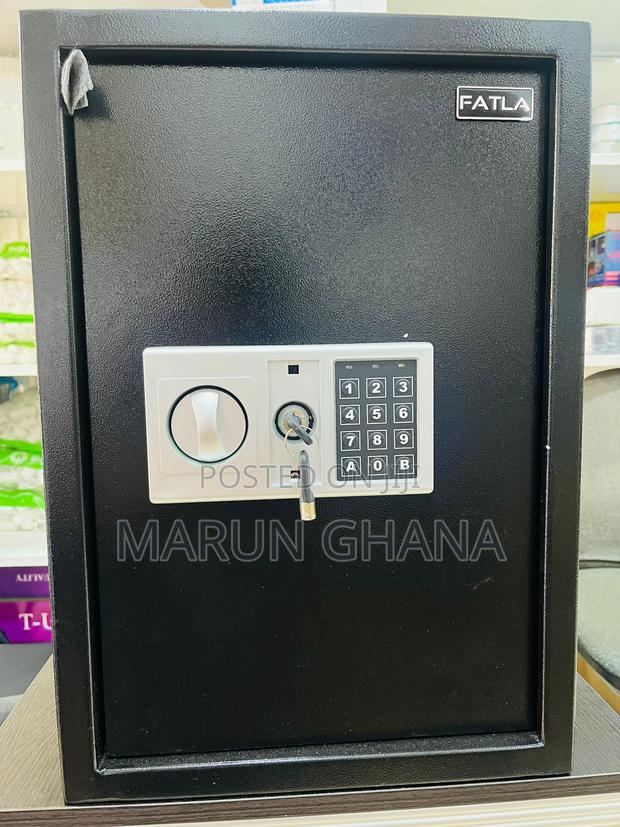 50E Safe Locker Big Size for Documents/Jwellery Digital+Key · Photo 1