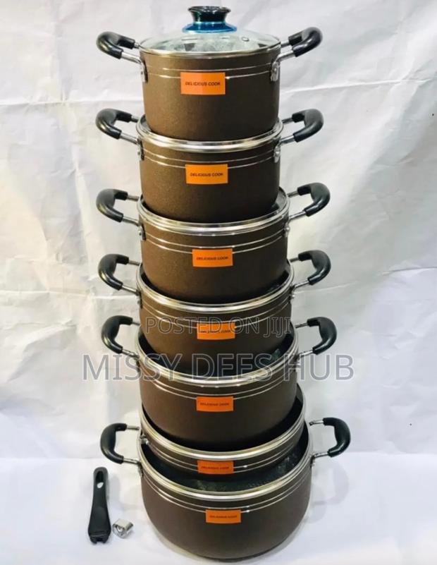 7pcs Cookware Set From Delicious Cook · Photo 1