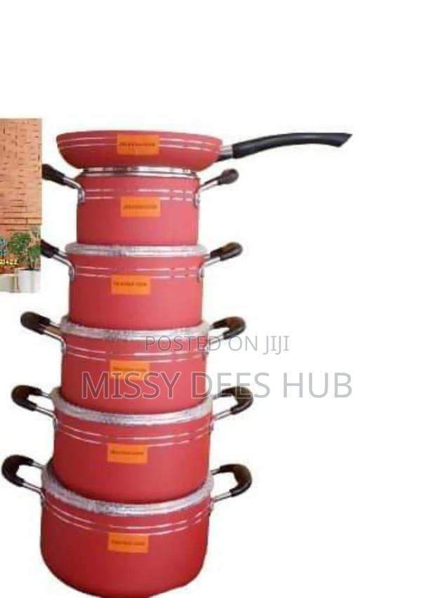 6pcs Non-Stick Cookware Set From Delicious Cook · Photo 2