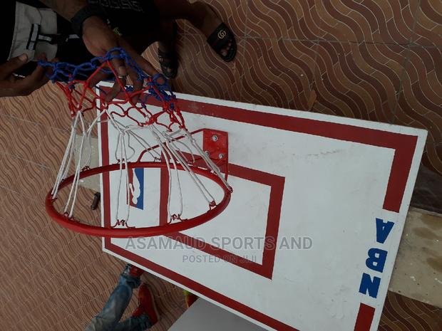 Original Set of Basketball Hoop and a Board · Photo 3