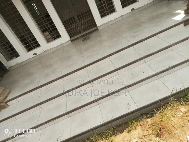 Tilling Spacial Joefel Construction Decor · Photo 5