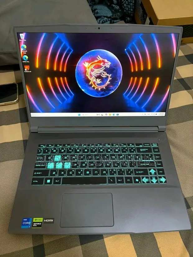 New Laptop MSI Katana 15 16GB Intel Core i7 SSD 1T · Photo 1