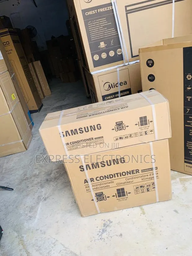 Available Now at Store Samsung 1.5hp Split R410 · Photo 1