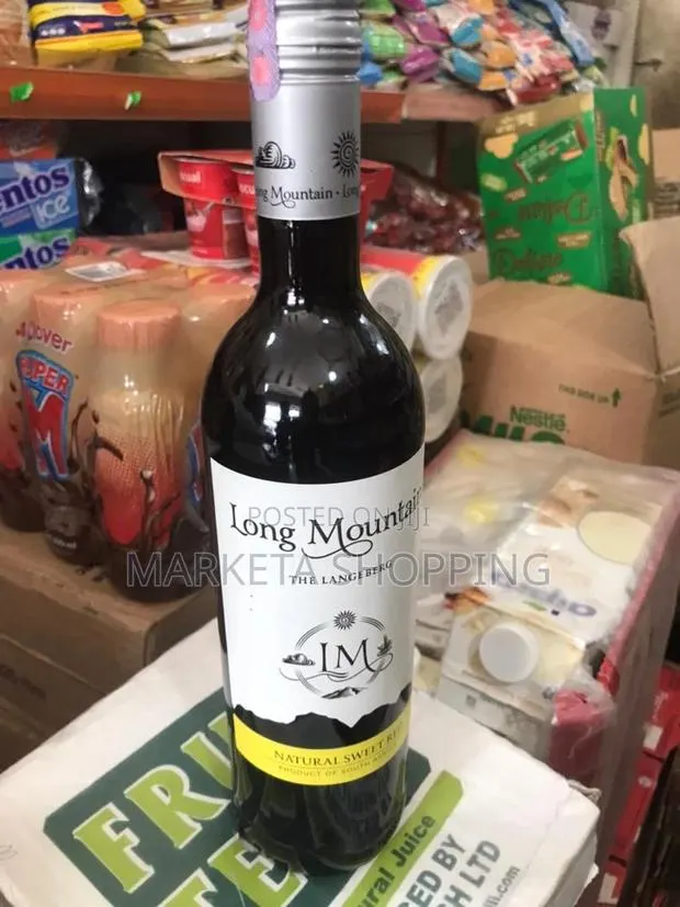 Long Mountain Natural Sweet Red Wine 750ml · Photo 1
